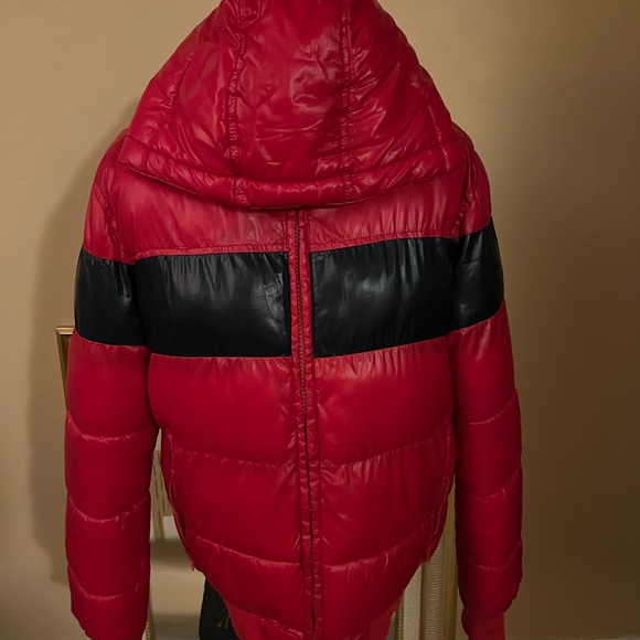 Red and blue bubble coat - Picture 2 of 11